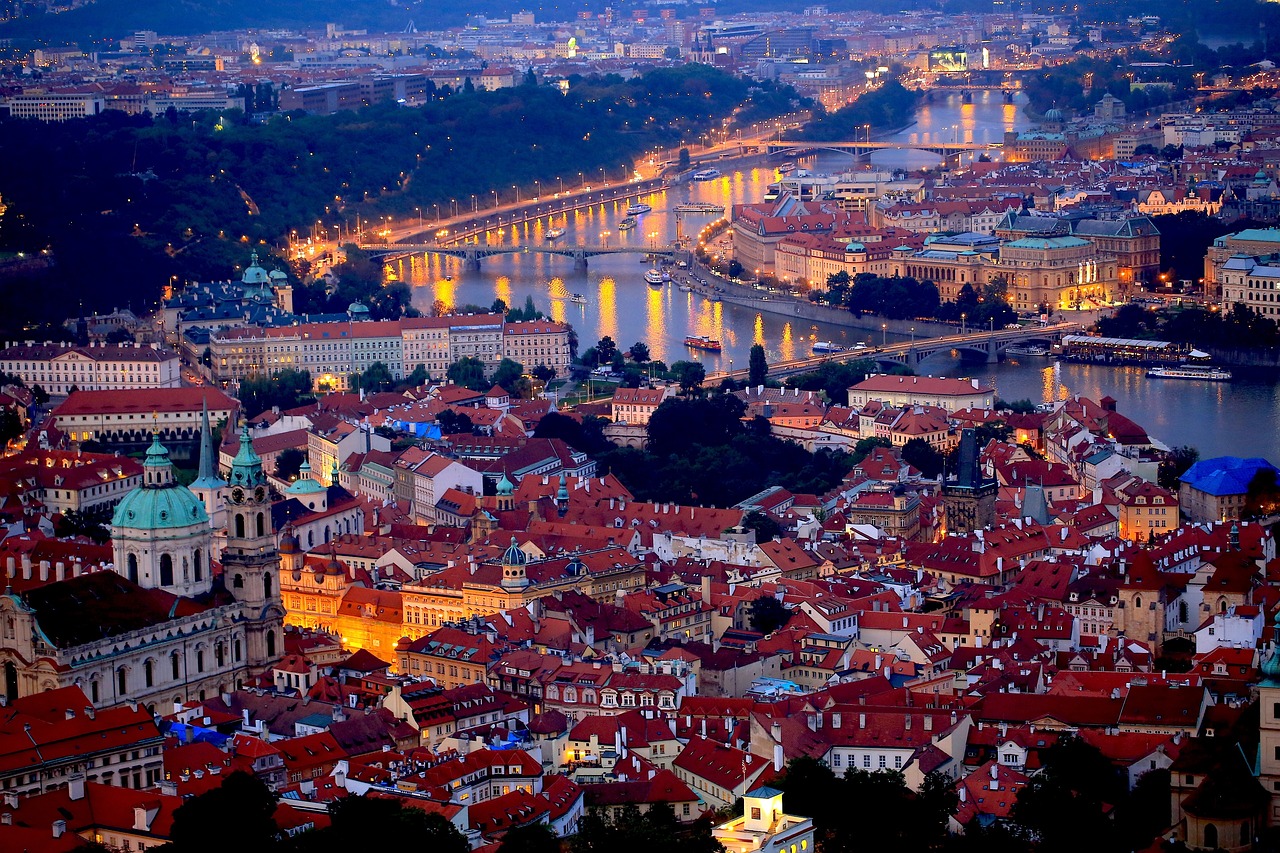 prague by night 689897 1280.jpg