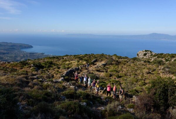 Hiking over Kalamata 9213