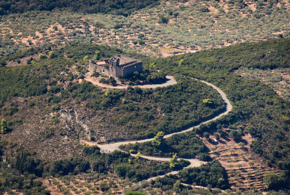 Hiking over Kalamata 9311